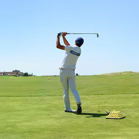 Отель Club At Blacksearama Golf Балчик