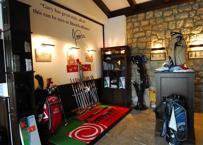 호텔 Club At Blacksearama Golf 발치크